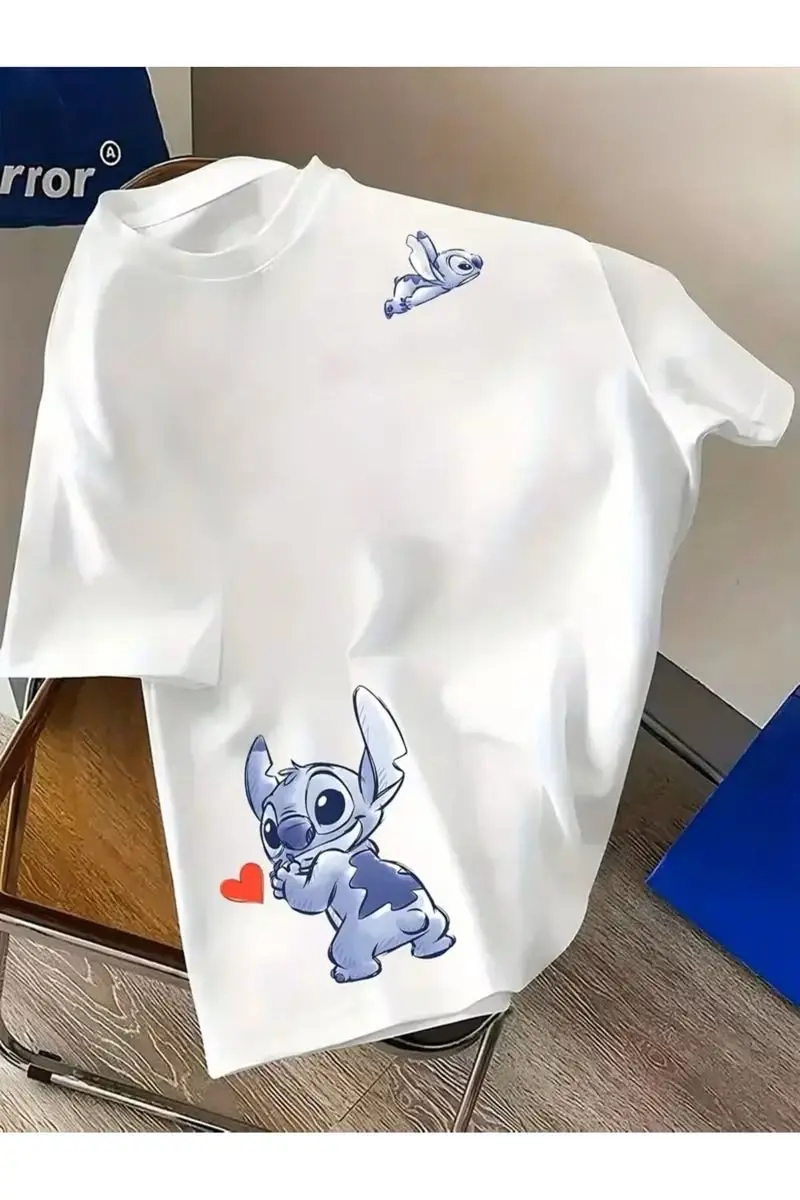 Stitch Baskılı Beyaz Oversize Tişört - Kalp Detaylı Sevimli Karakter T-Shirt